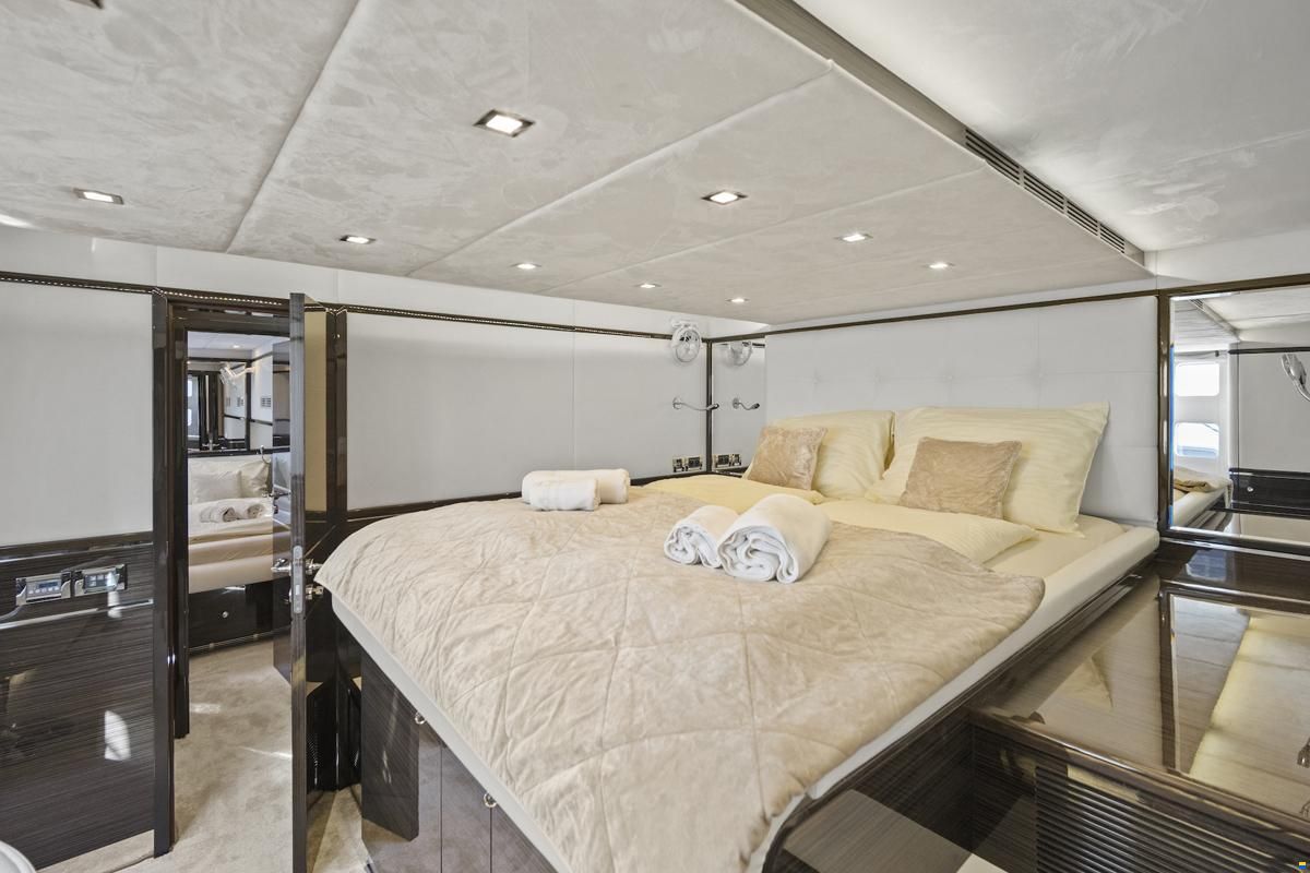 Sunreef Power 70