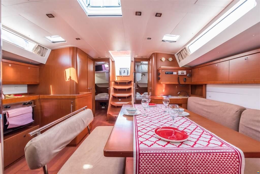 Beneteau Oceanis 48