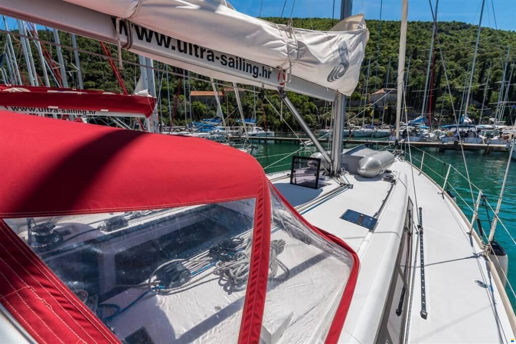 Beneteau Oceanis 48