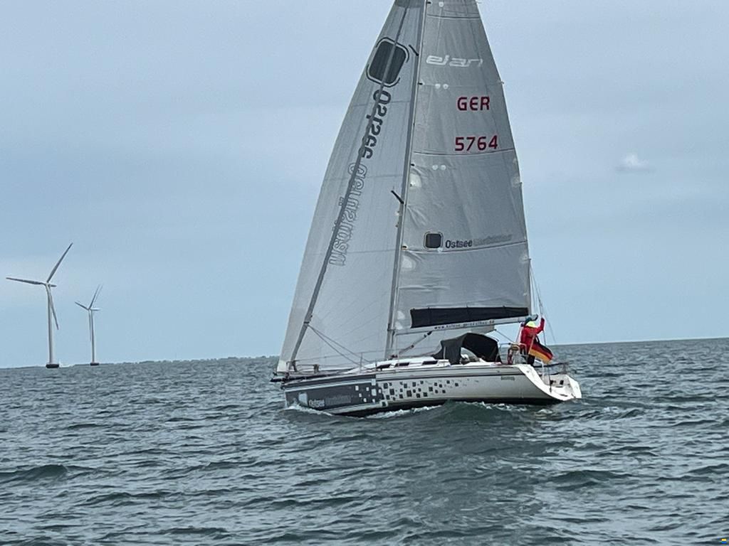 Elan 37