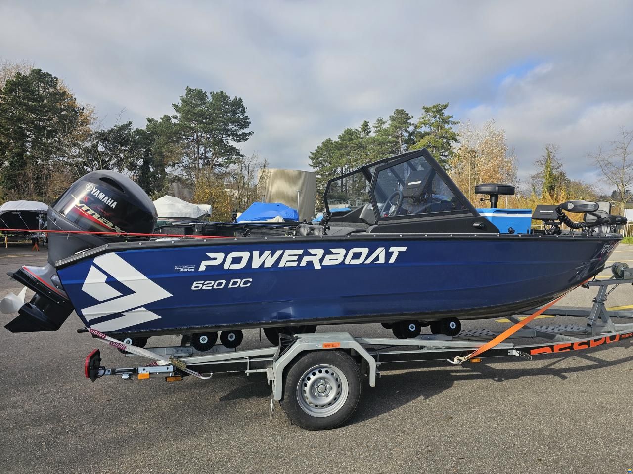Powerboat 520 DC
