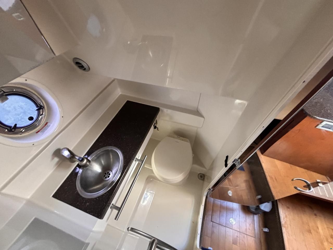 Sea Ray Sundancer 310