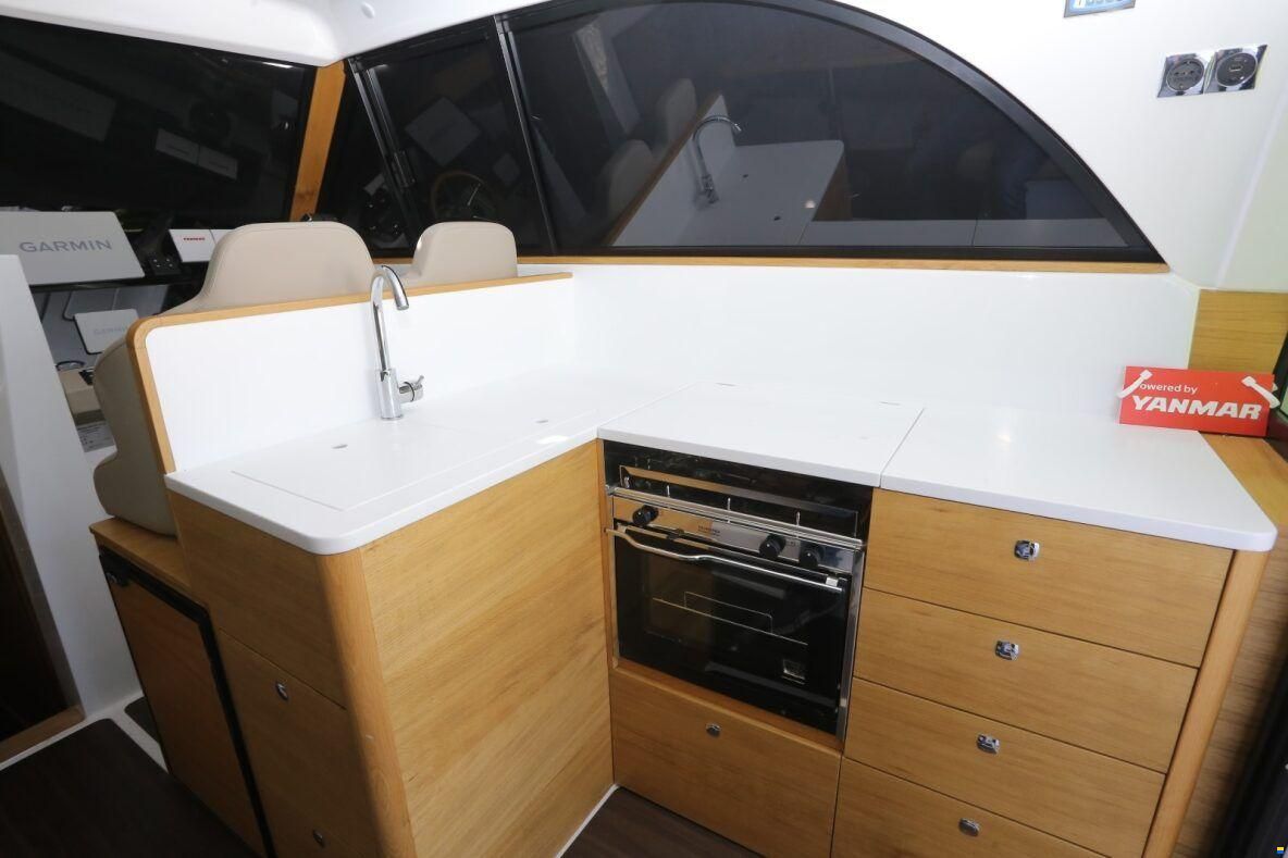 Adriana Boats Adriana 44 Fly