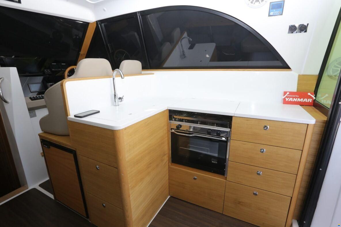 Adriana Boats Adriana 44 Fly