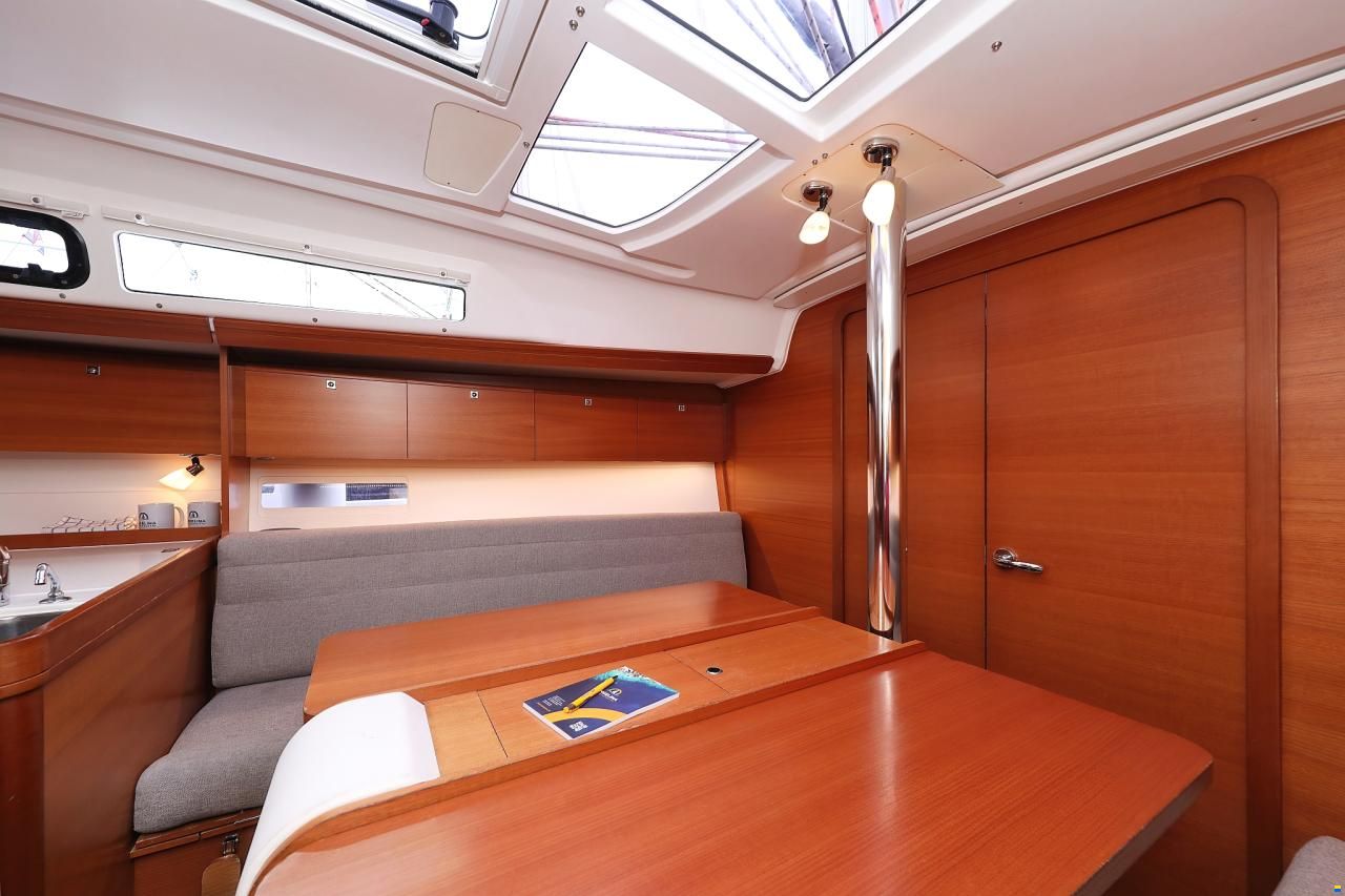 Dufour 350 GL