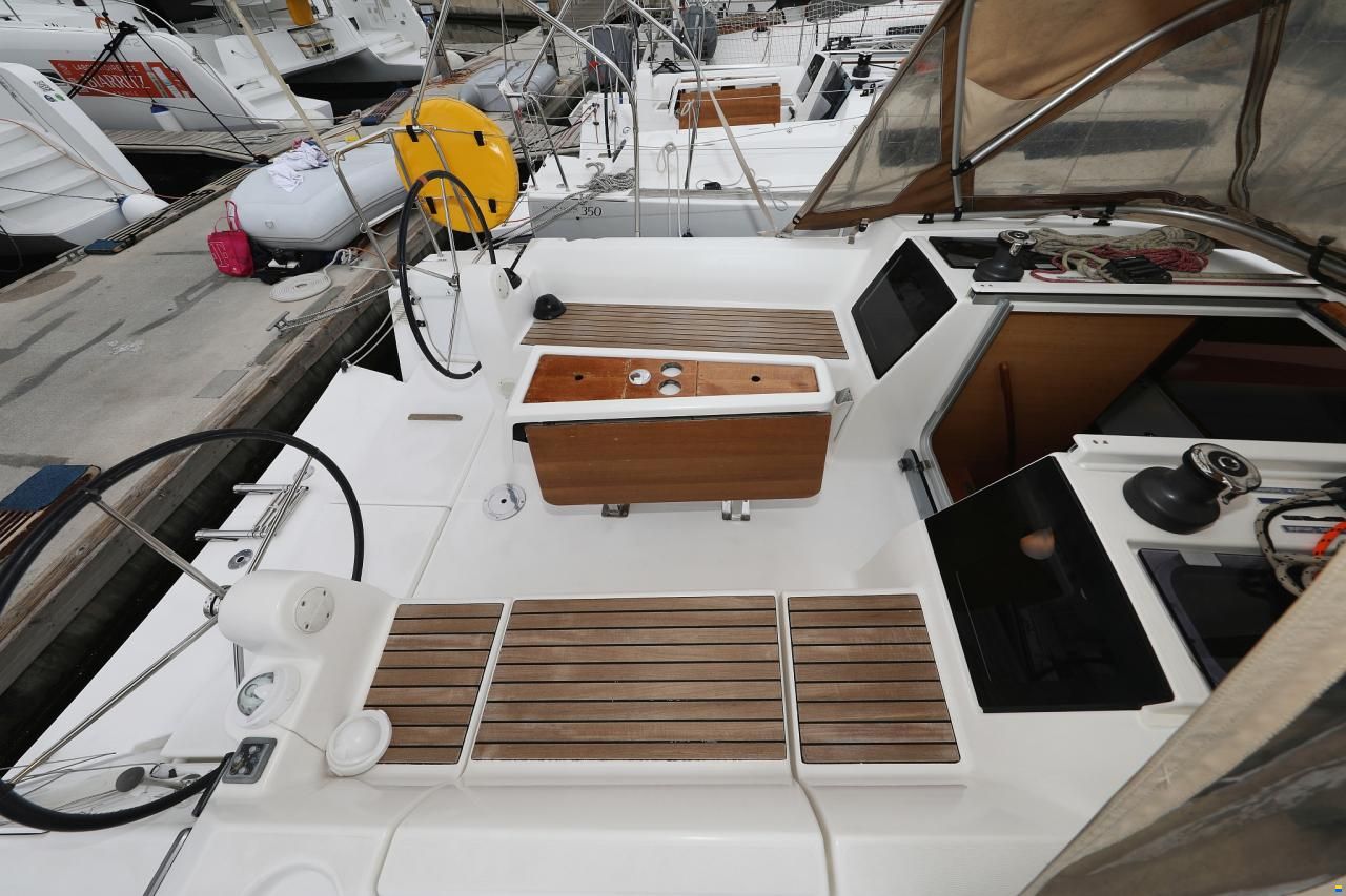 Dufour 350 GL