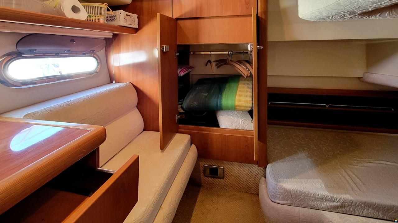 Sealine C39