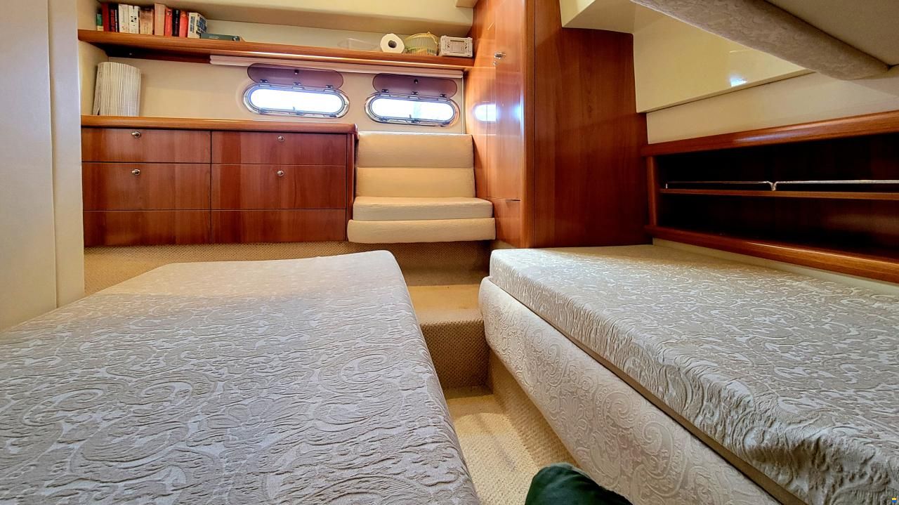 Sealine C39