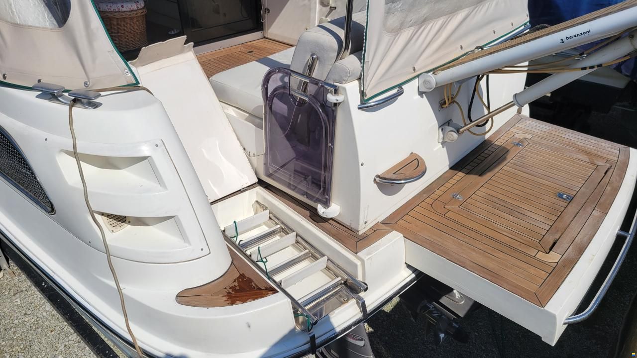 Sealine C39