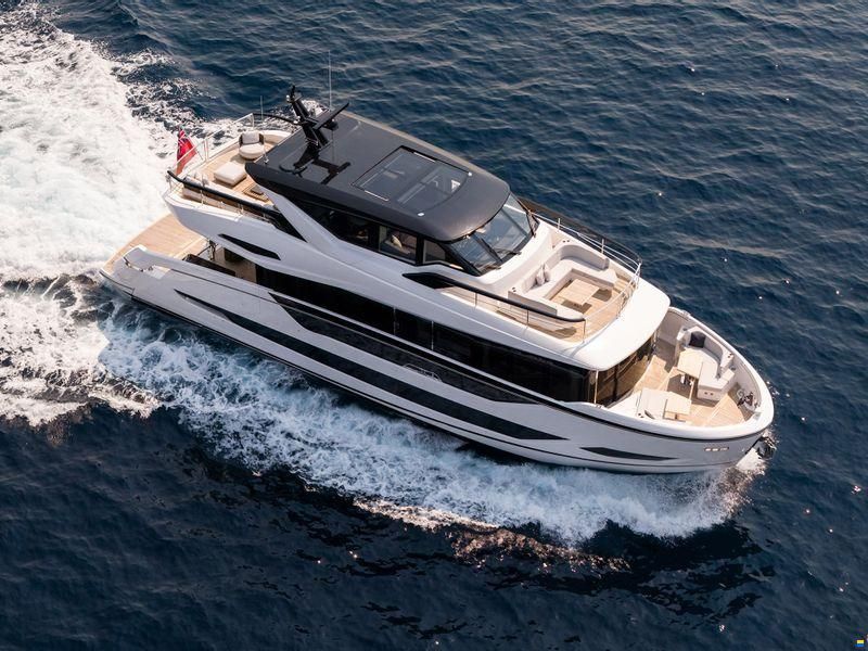 Sunseeker 82 Ocean Enclosed