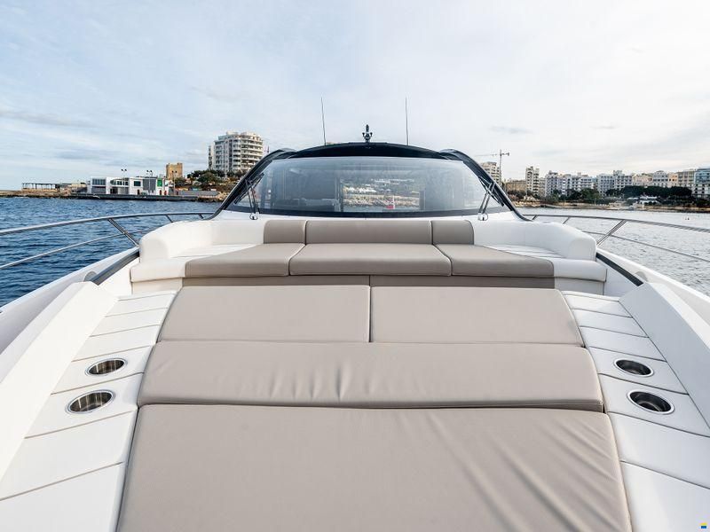 Sunseeker Predator 65