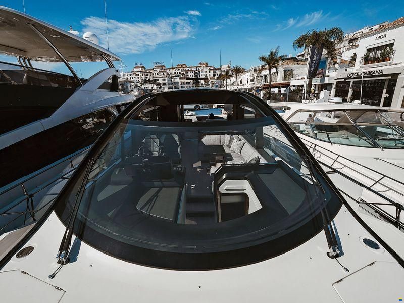 Sunseeker Predator 65