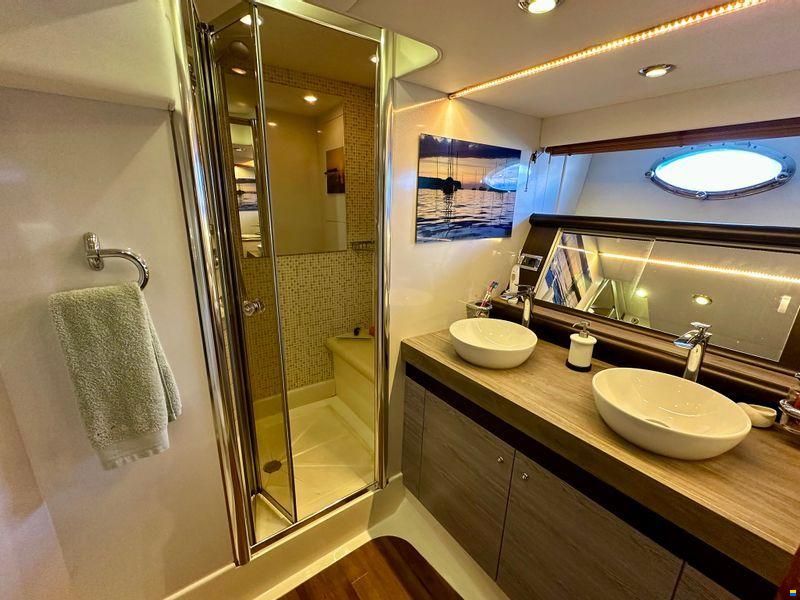 Sunseeker Manhattan 64