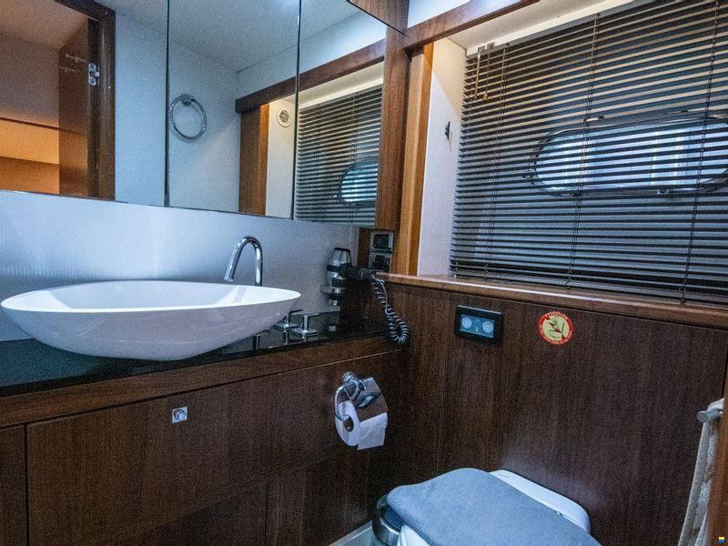 Sunseeker Manhattan 60