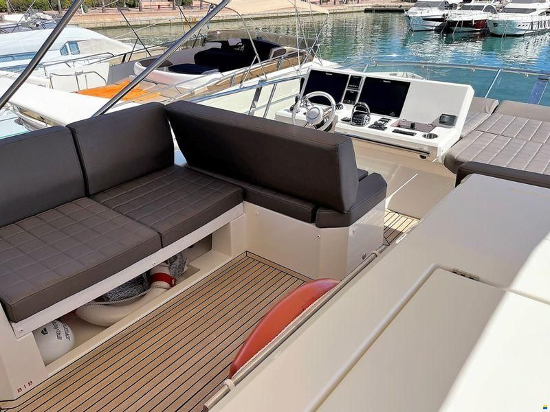 Jeanneau Prestige 630