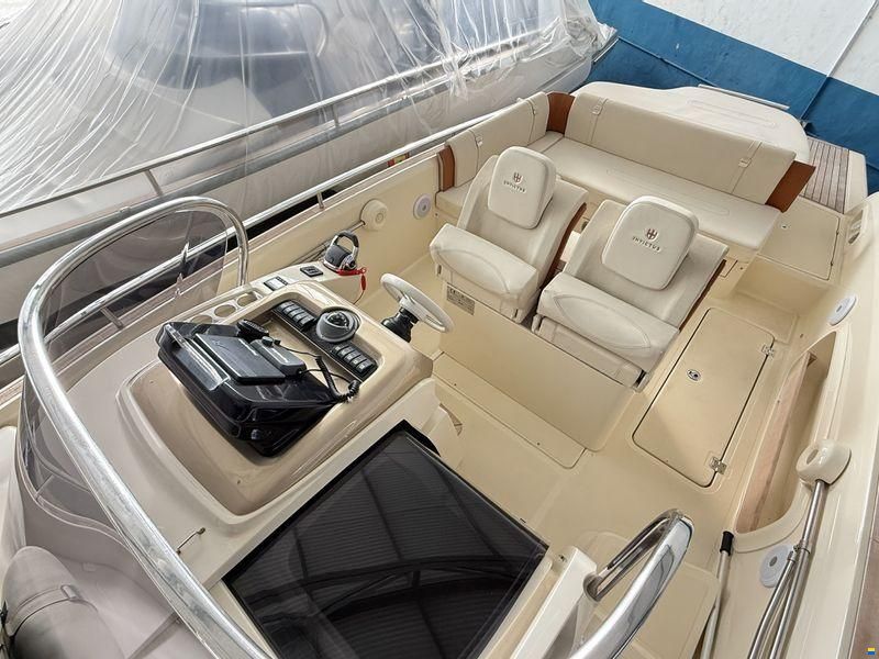 Invictus Yachts 280 GT
