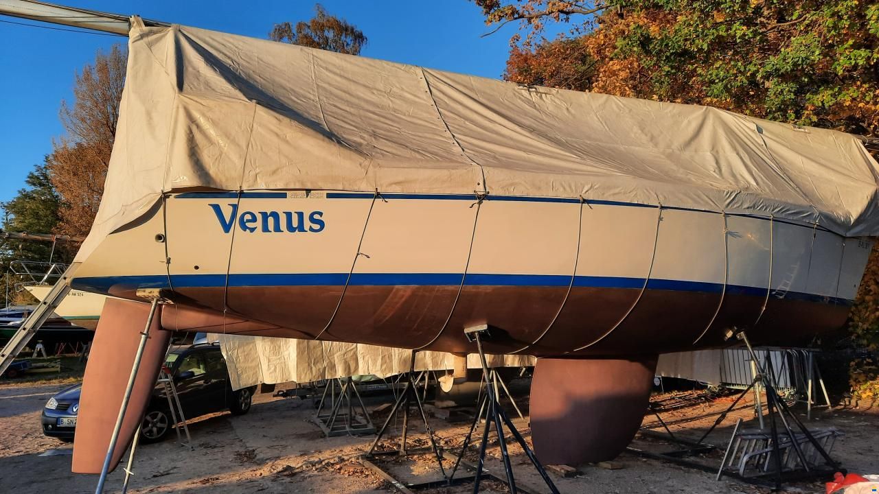 Bavaria 370 Lagoon