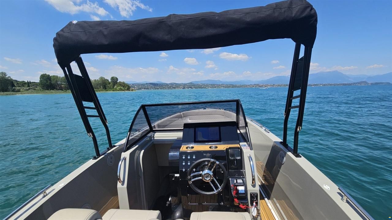 Maxima 700 SPORT