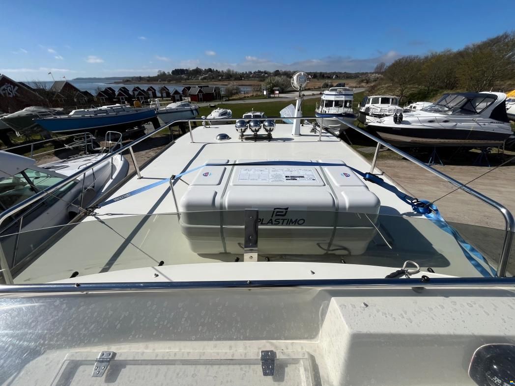 Targa 37 Fly