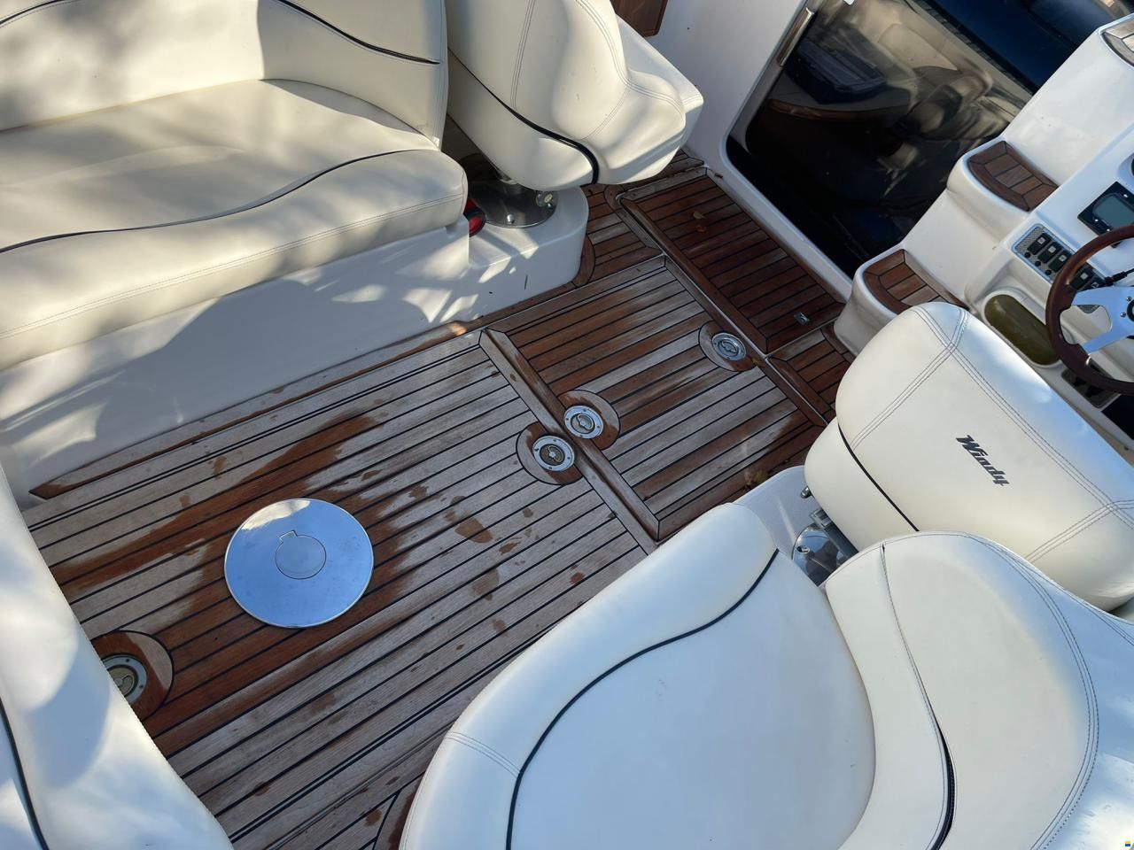 Windy 28 Ghibli