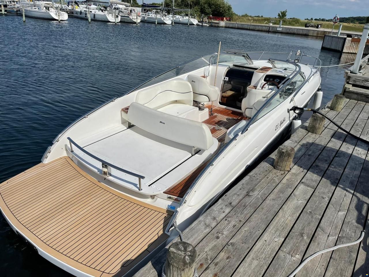 Windy 28 Ghibli