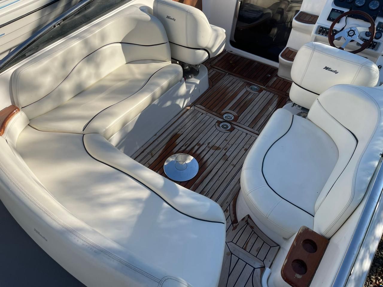 Windy 28 Ghibli
