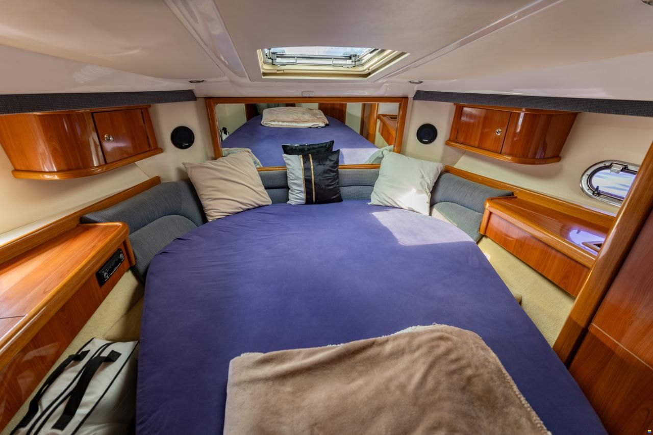 Sealine F37 Flybridge