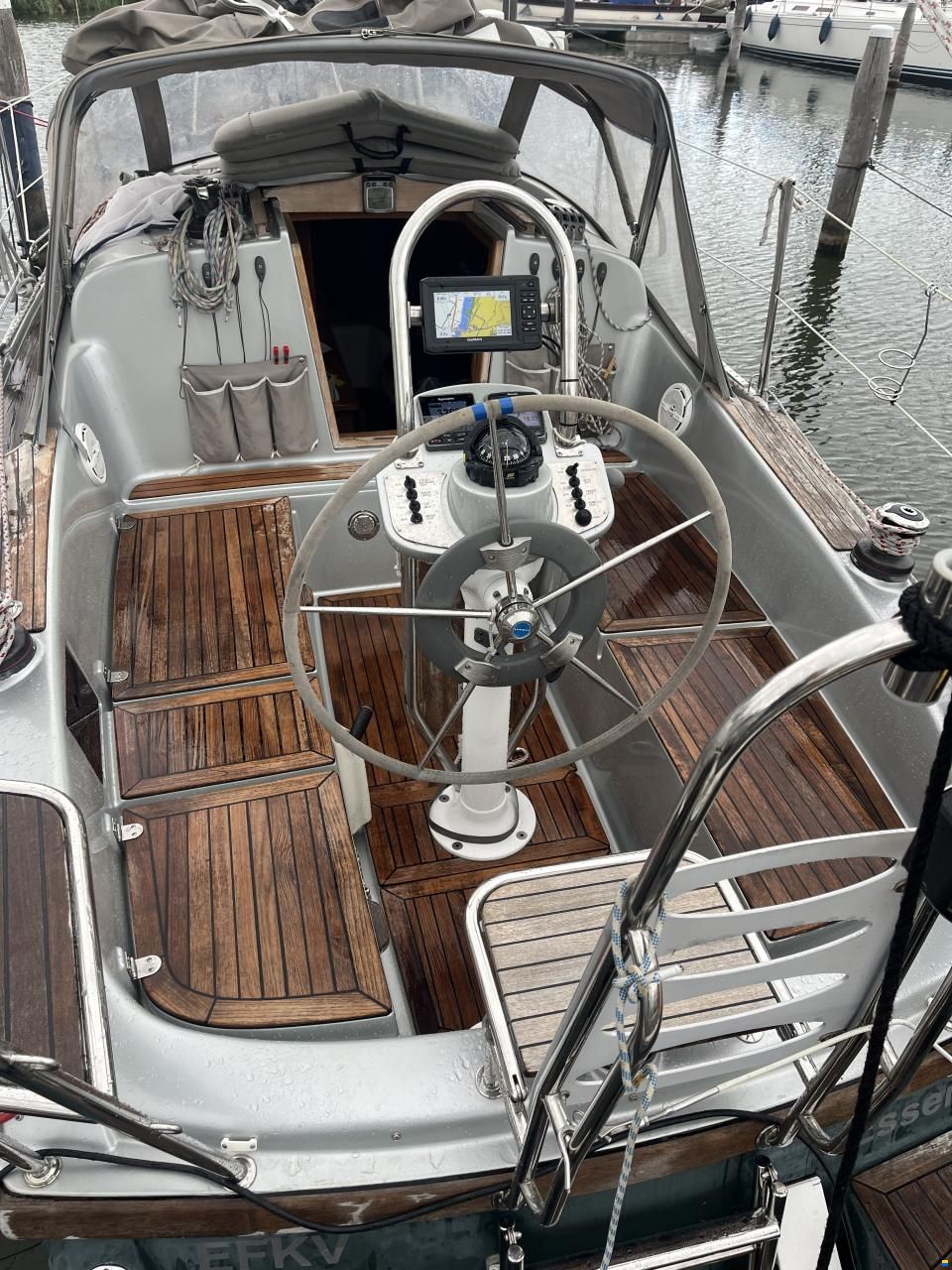 Bora 838 BS