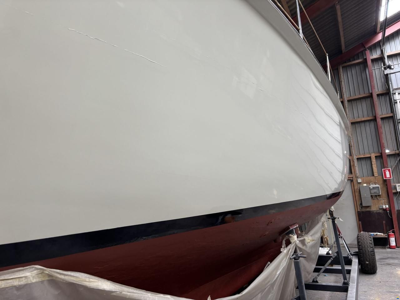 33 Fod Mahogny Ketch