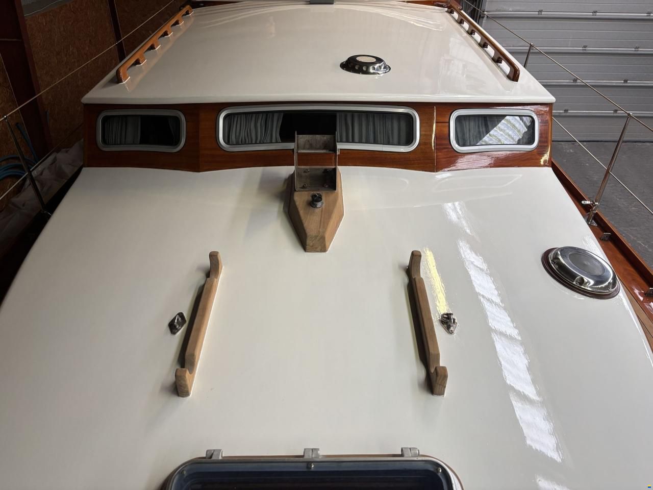 33 Fod Mahogny Ketch