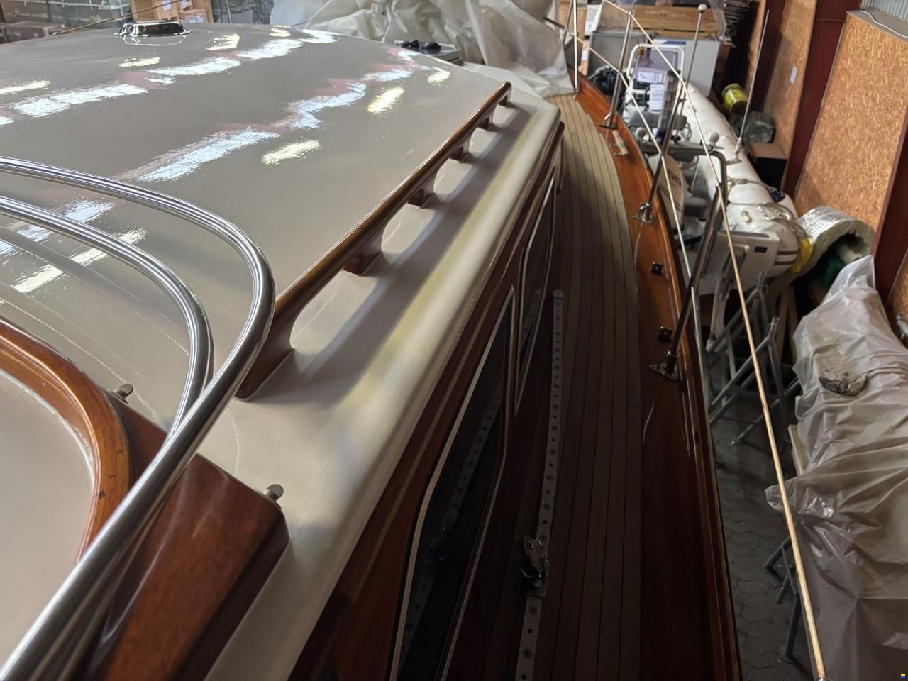 33 Fod Mahogny Ketch