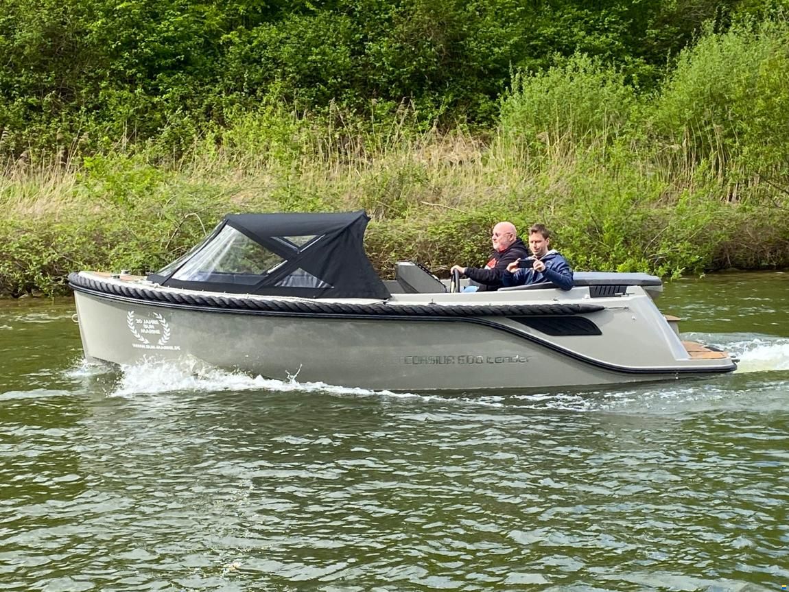 Corsiva 600 Tender