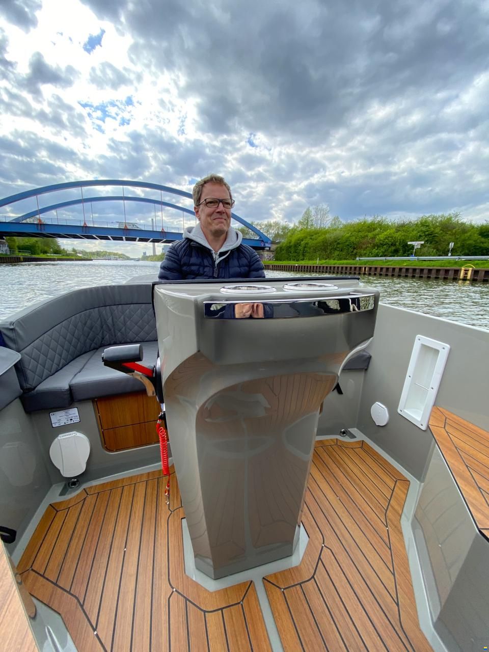 Corsiva 600 Tender