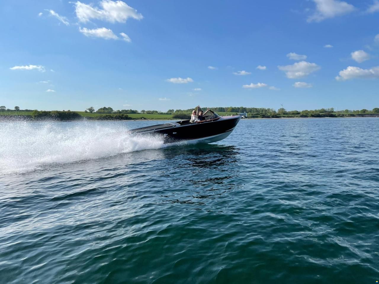 Britamarine R24