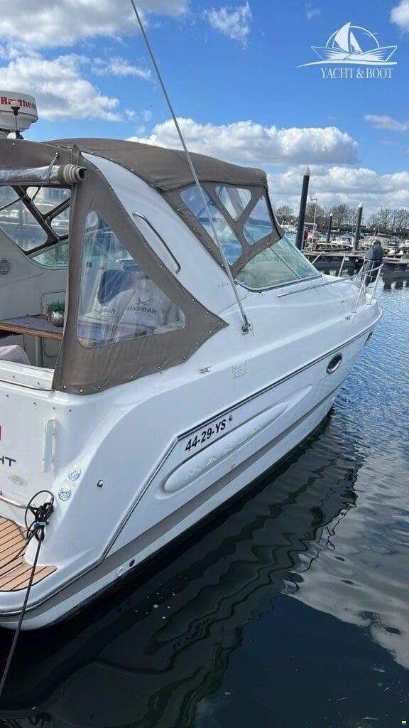 Maxum 2900 SCR