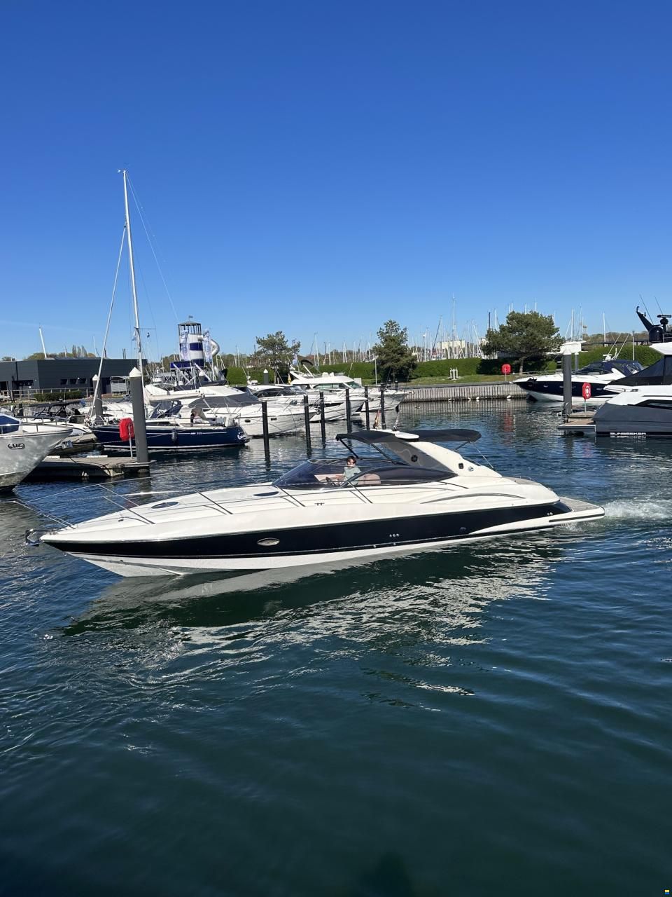 Sunseeker Superhawk 40
