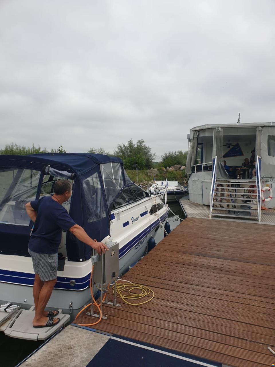 Bayliner 2455