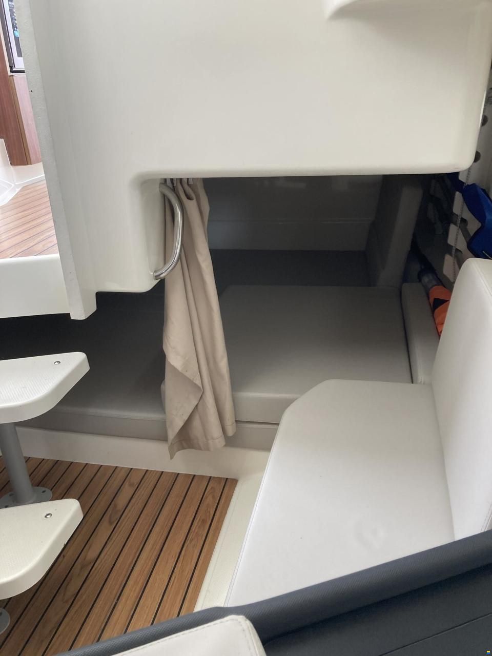 Quicksilver 905 pilothouse (twin 225)