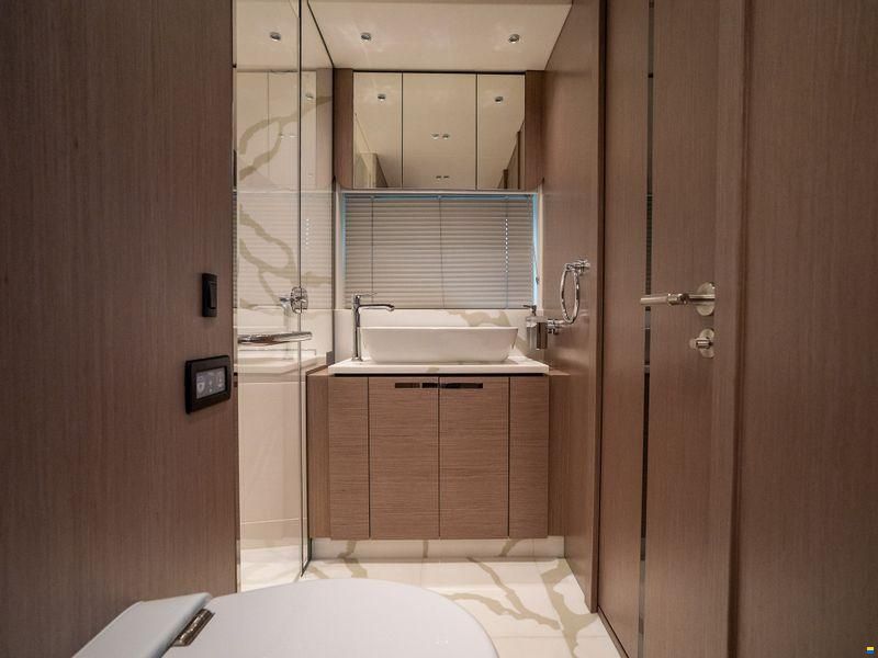 Sunseeker 74 Sport Yacht