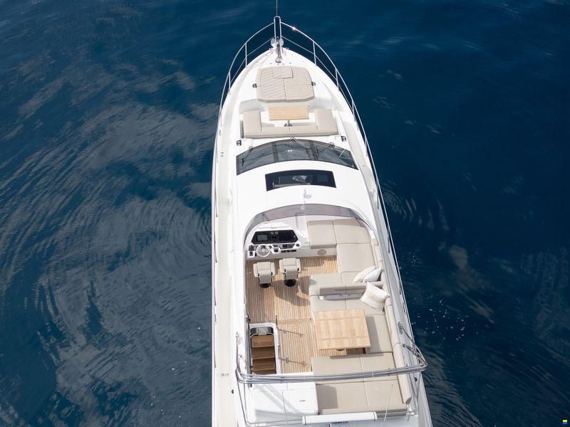 Sunseeker 74 Sport Yacht