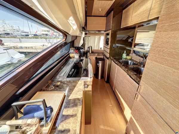 Azimut 70
