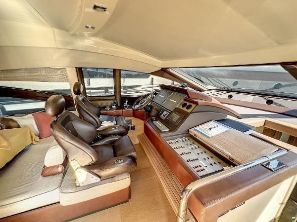 Azimut 70