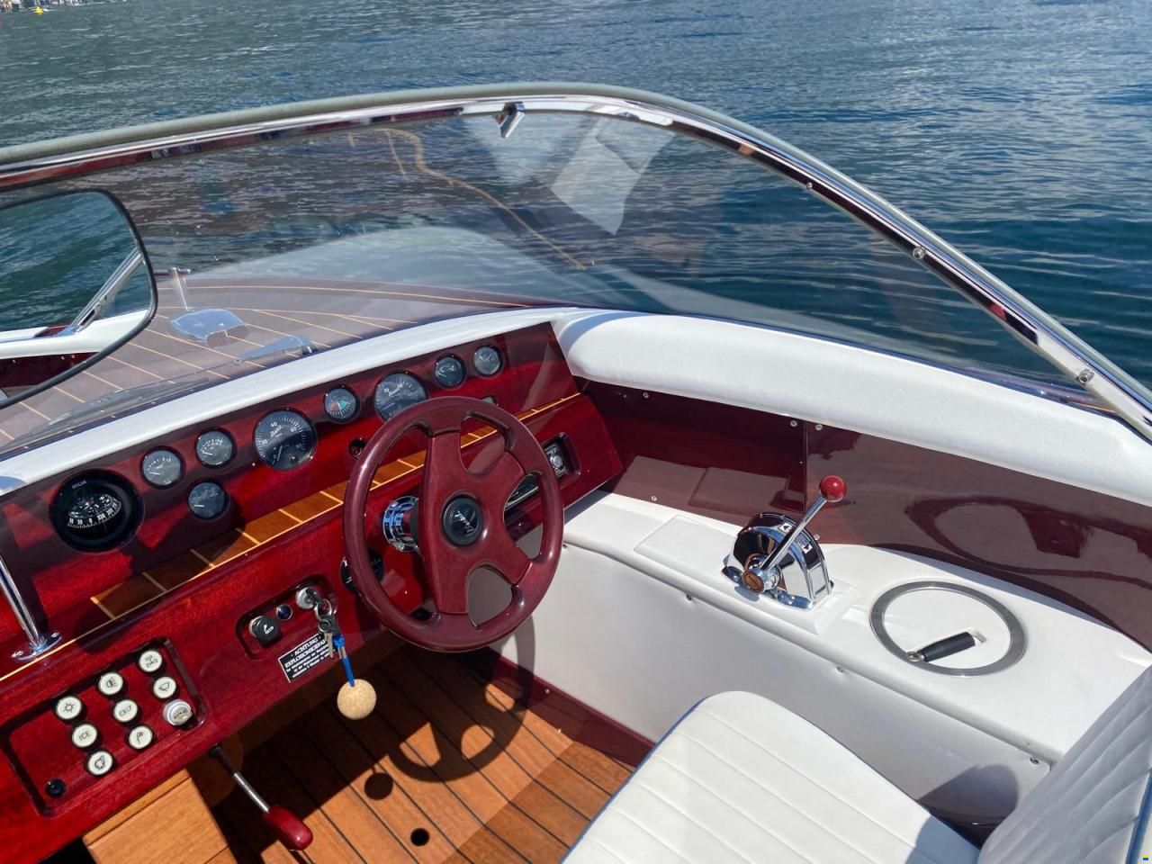 Boesch 710 Costa Brava De Luxe