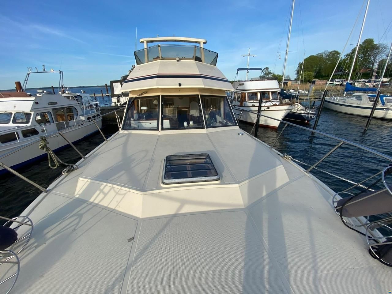 HI-Star 48 Fly