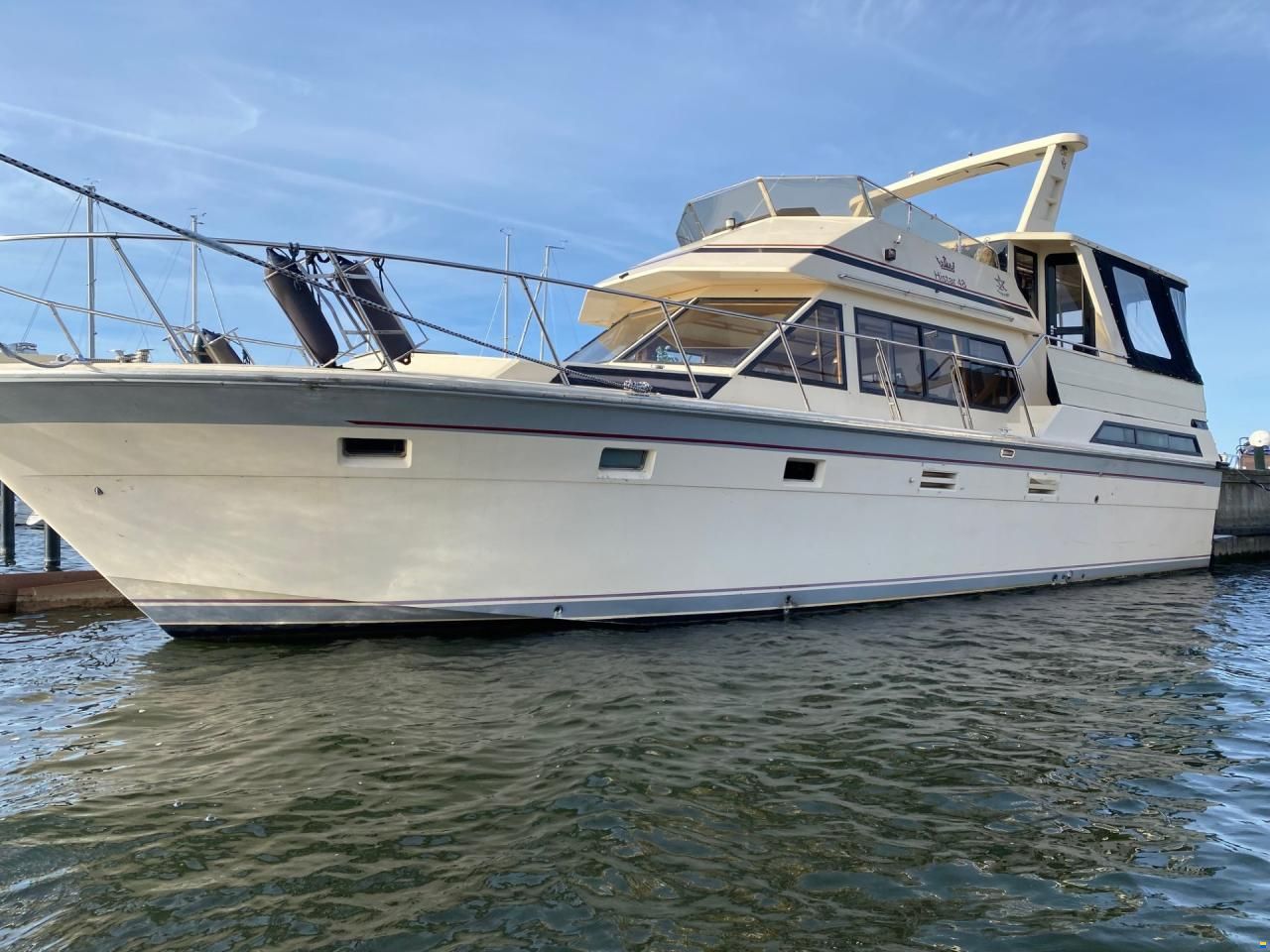 HI-Star 48 Fly