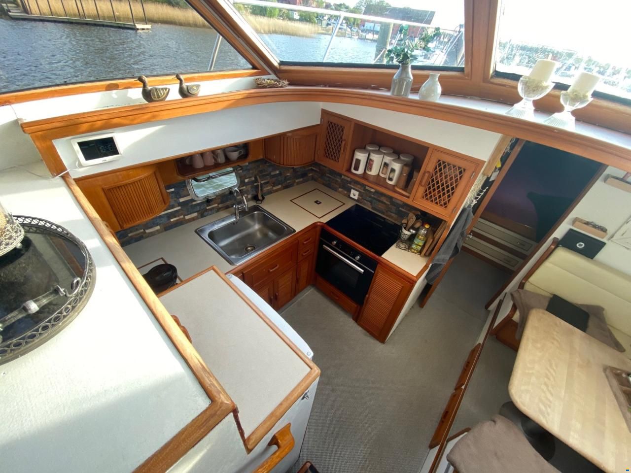 HI-Star 48 Fly