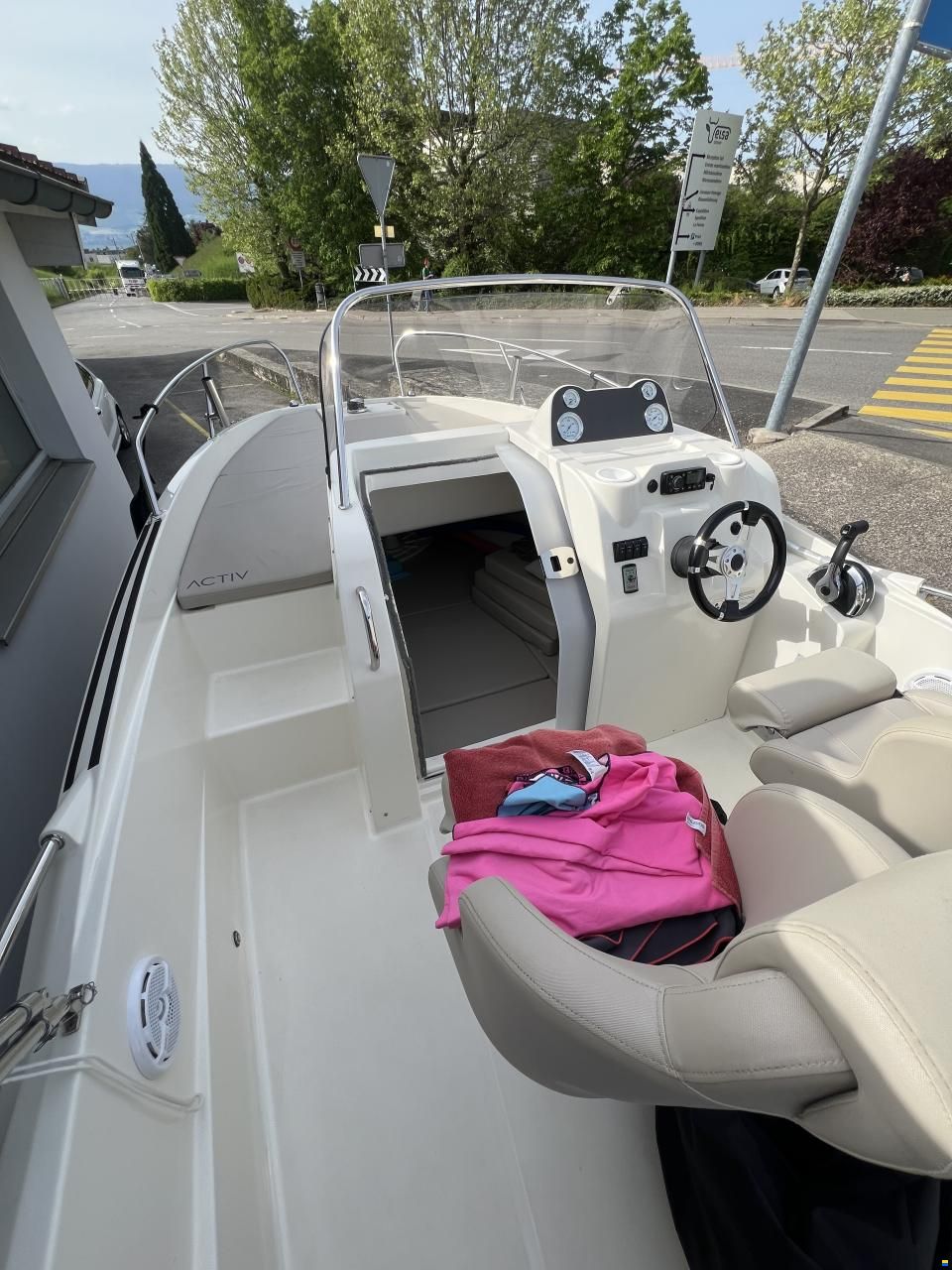 Quicksilver Activ 605