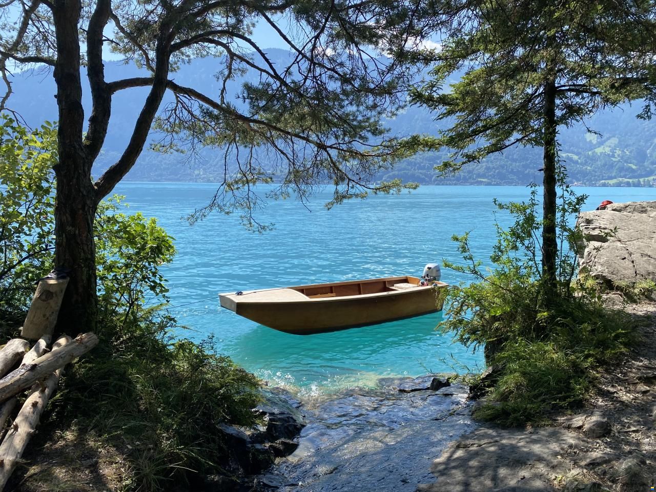 Holzboot in Weidlingsform-Matter Bootbau