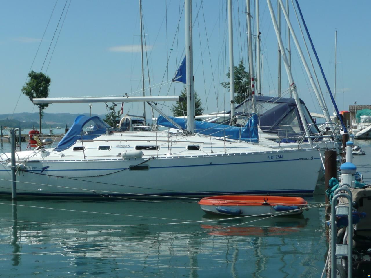 Beneteau Oceanis 300