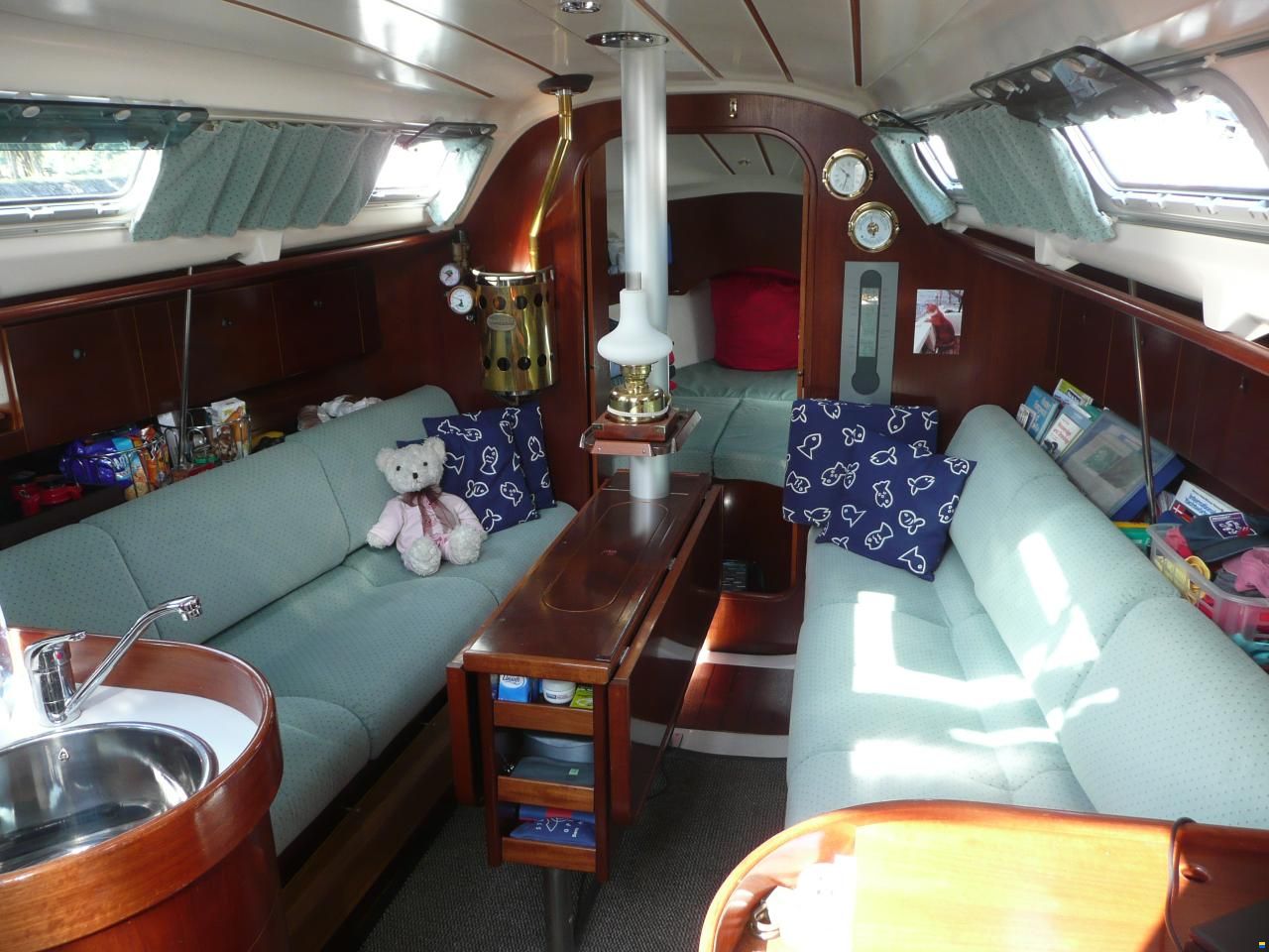 Beneteau Oceanis 300